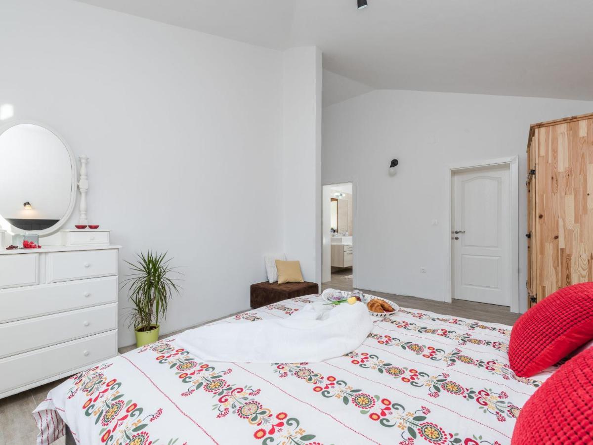 Holiday Home Velebit By Interhome Rovanjska Extérieur photo